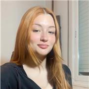 Soy una estudiante de bachillerato a la que le encanta enseñar y ayudar a otras personas con las materias que más les cuesta…